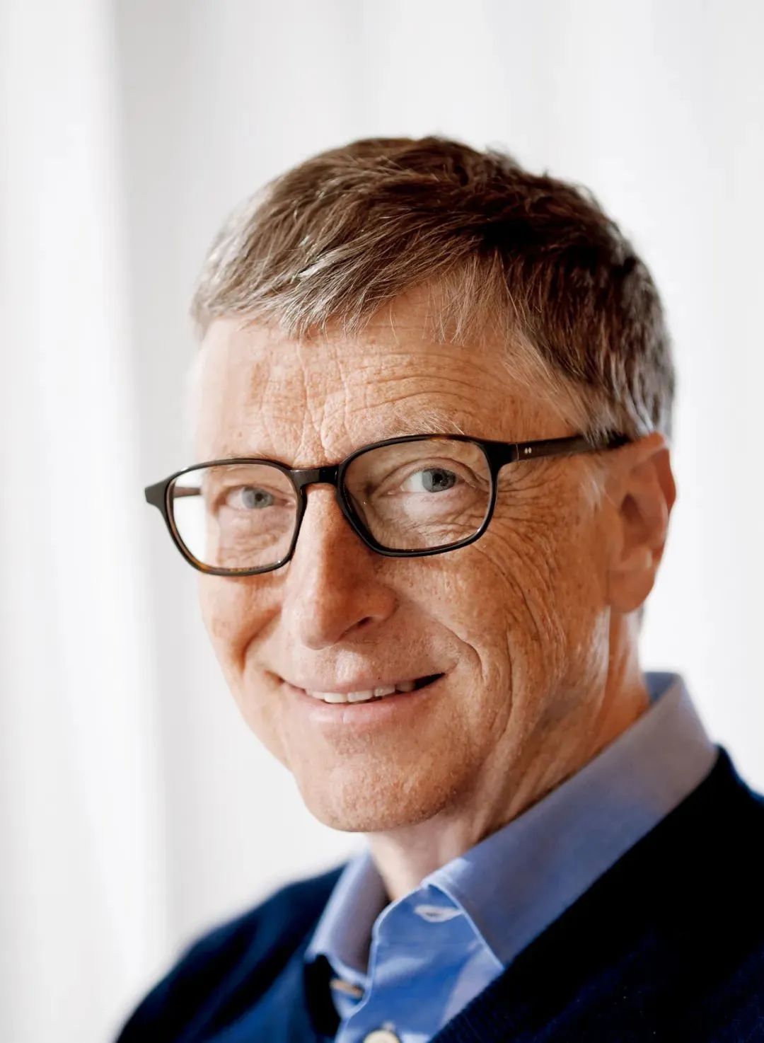 中国新闻周刊独家对话盖茨:AI革命、辍学创业、慈善挑战