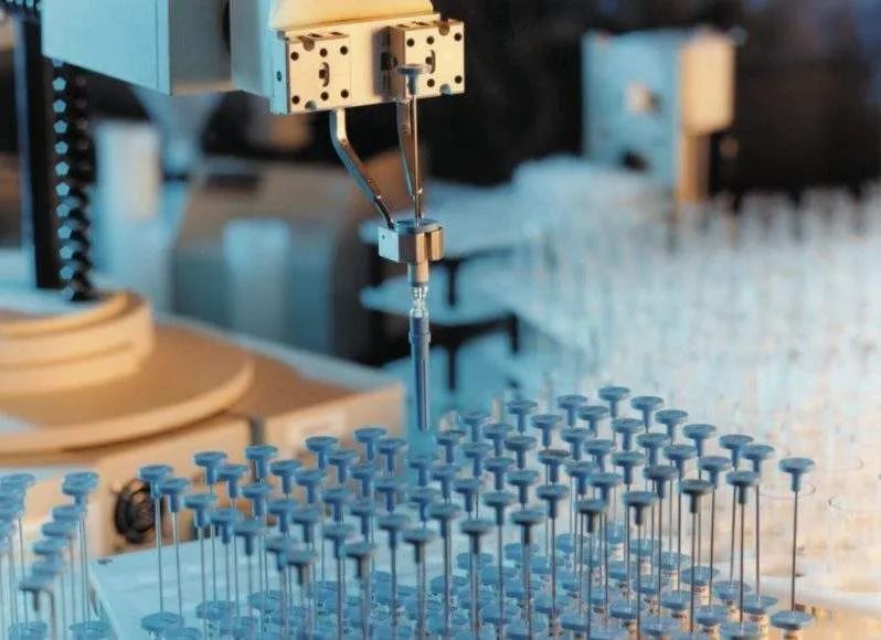 马斯克、米哈游轮番注资,AI医疗会是下一个风口吗?