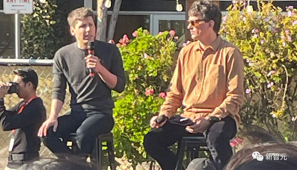 75岁Hinton再次警告:AI可能会接管人类!