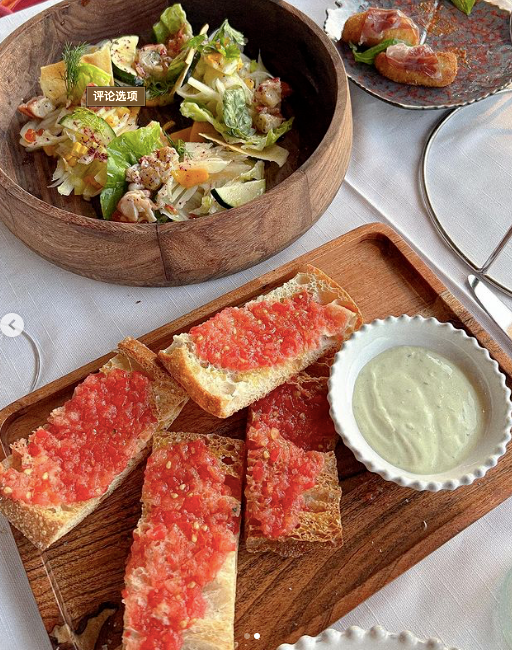 月入八万，“她”让人类超模瑟瑟发抖