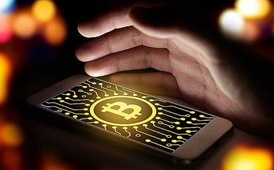 新闻周刊丨比特币迄今大涨近50% 特朗普的加密货币投资突破500w 新闻周刊丨比特币迄今大涨近50% 特朗普的加密货币投资突破500w