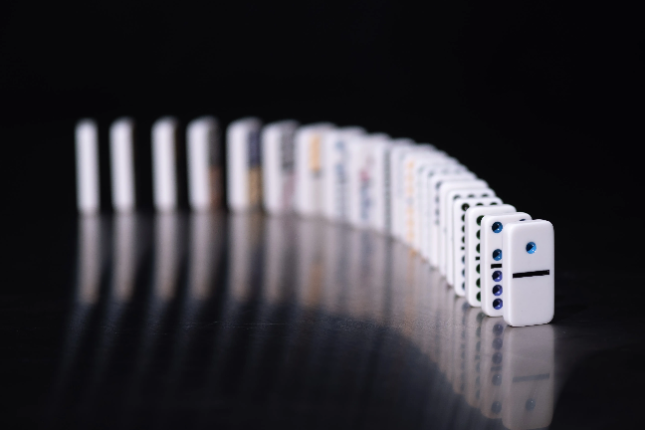 Ethena增长过快引担忧，警惕下一个黑天鹅事件