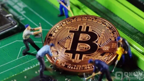 比特币期货小幅上涨，重新突破7万美元大关