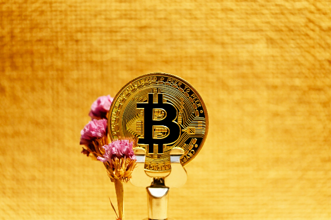 BTC 继续窄幅波动,矿工储备跌至三年来新低 BTC 继续窄幅波动,矿工储备跌至三年来新低