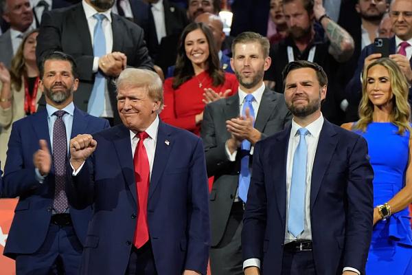 BTCer 万斯:从寒门到特朗普副手 这个“80后”不简单