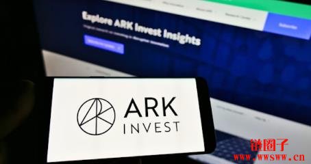 方舟投资增持495万美元Solana Staking ETF,同时减持比特币ETF