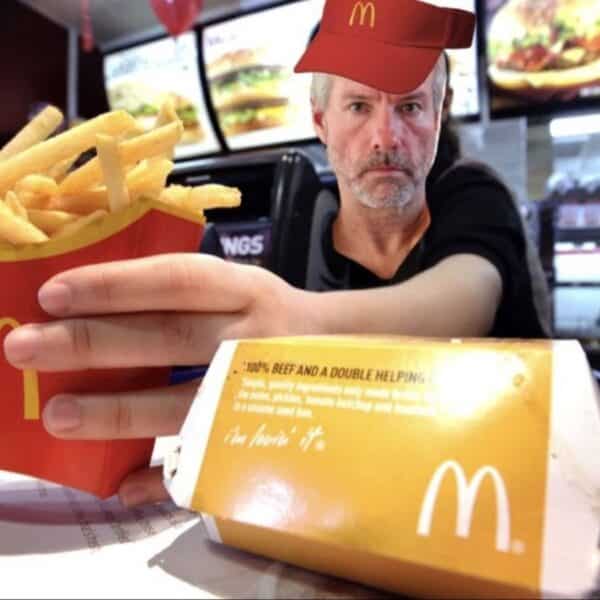 比特币兑美元暴跌：现在抄底还是继续等待更低的价格？